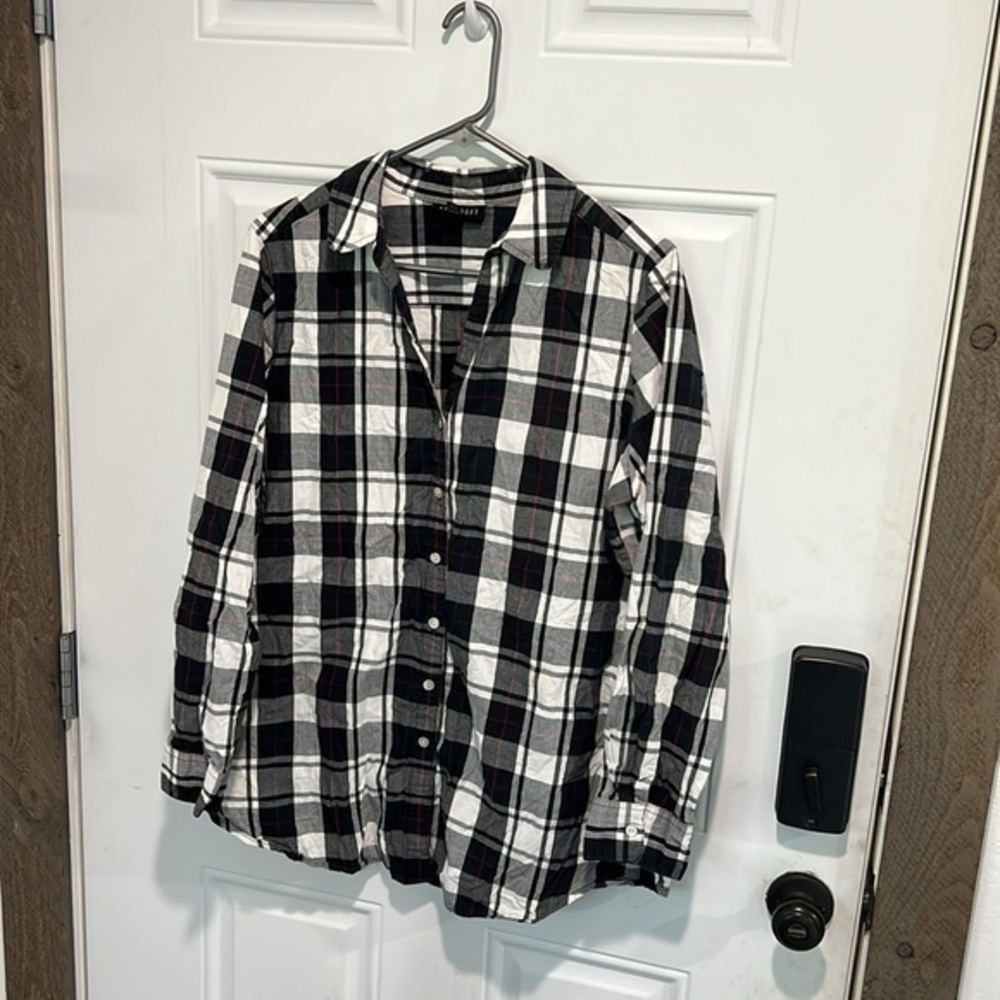 Foxcroft Plaid Button down shirt size 14